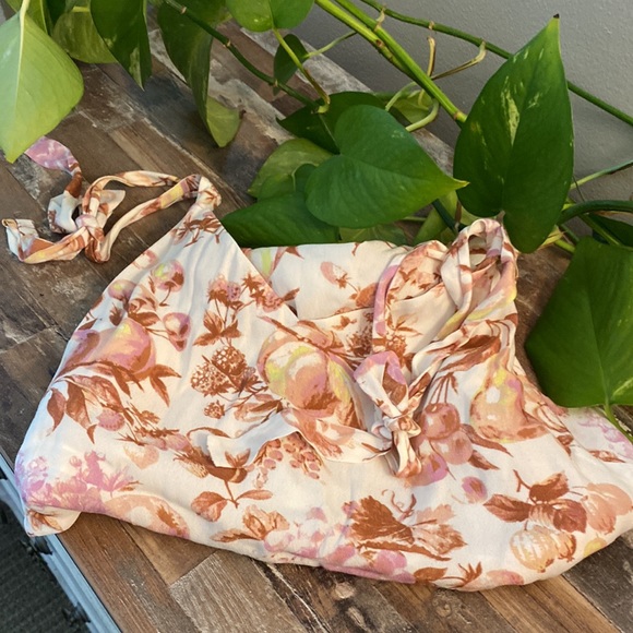 Paige Blouse - Picture 2 of 5